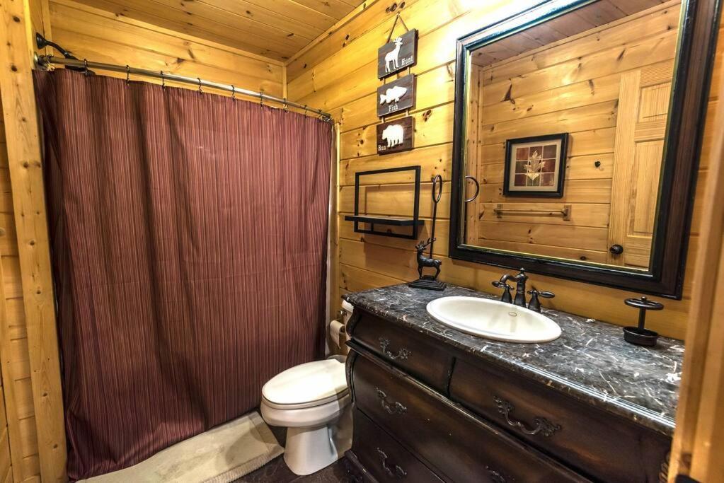 Private Creekside Cabin+Hot Tub,Pool Table, & Pets Ellijay Dış mekan fotoğraf